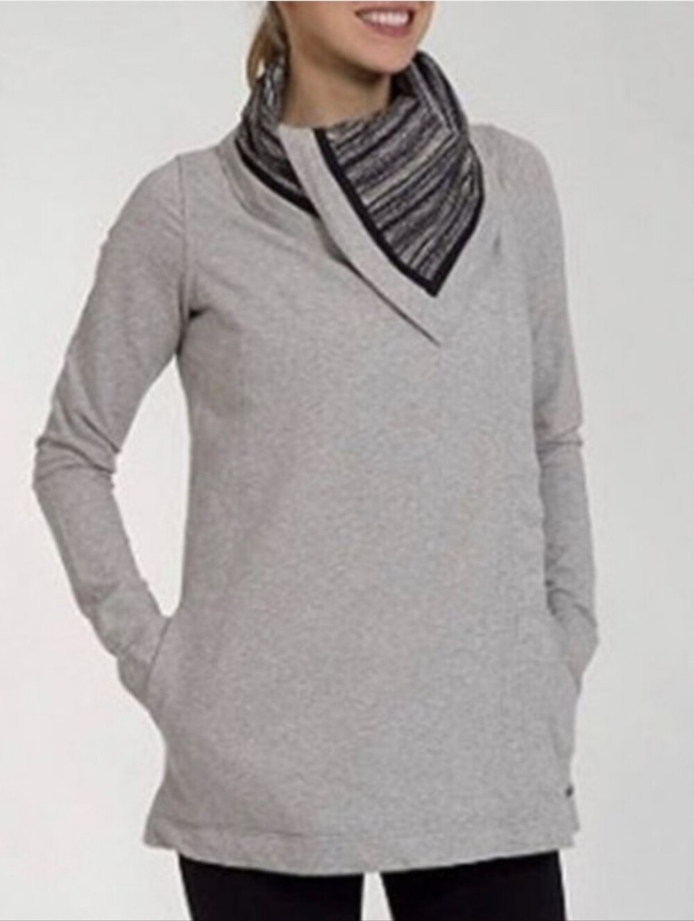 🔴 Lululemon Savasana Wrap Grey Sweater Top